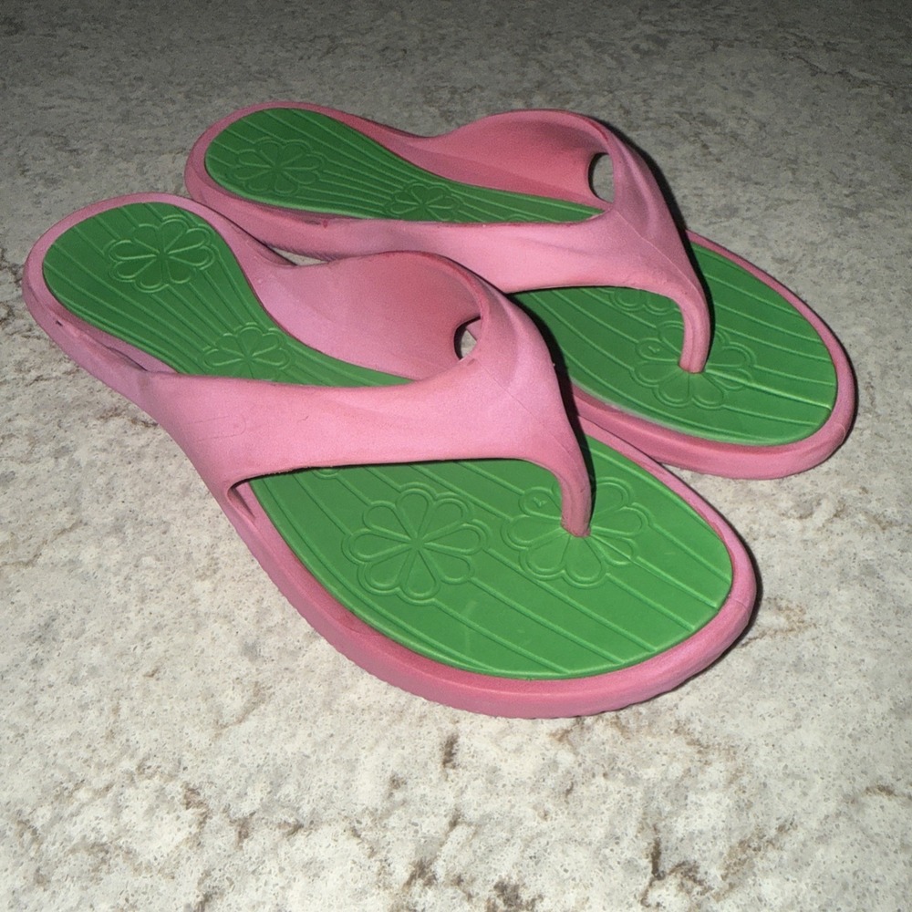 Grendene Women's Size US 7/8 Sandals Pink Green Slip On Comfort Flip Flop Shoes